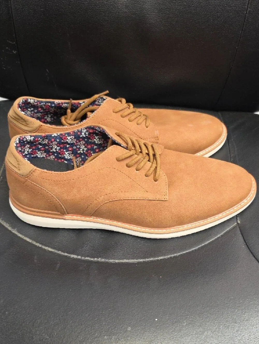 Men's Casual Lace-Up Shoes in Tan